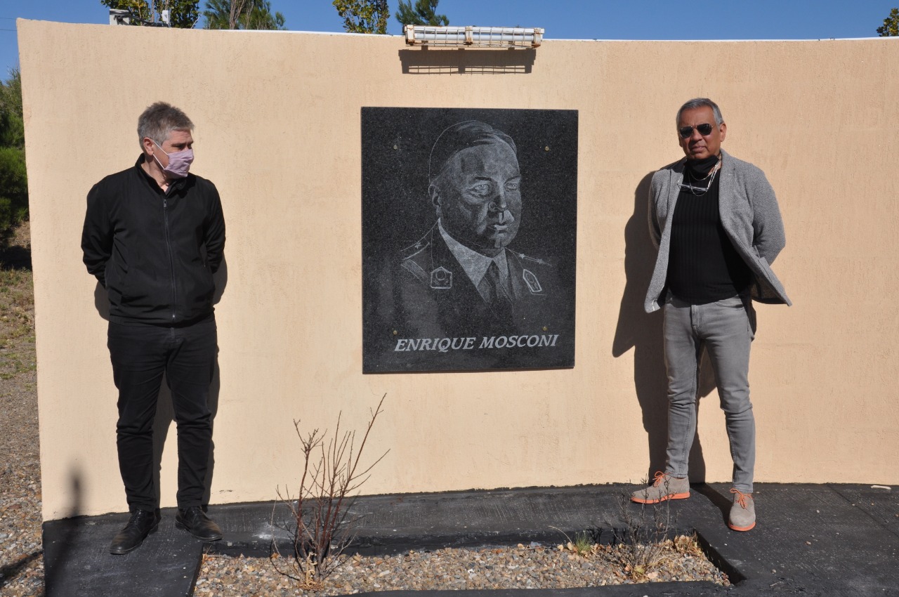 Previo a los anuncios en Los Perales, el Presidente de YPF analizó con Jorge Soloaga el plan de inversiones estratégicos para Santa Cruz