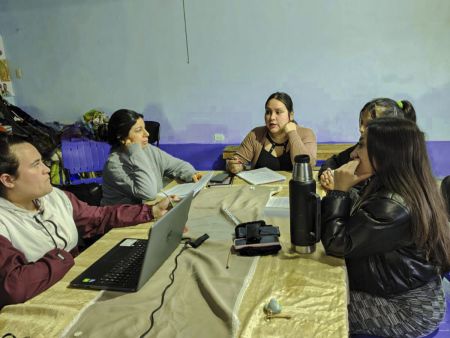 Políticas: acompañando la consolidación de una cooperativa de cuidados en Santa Cruz