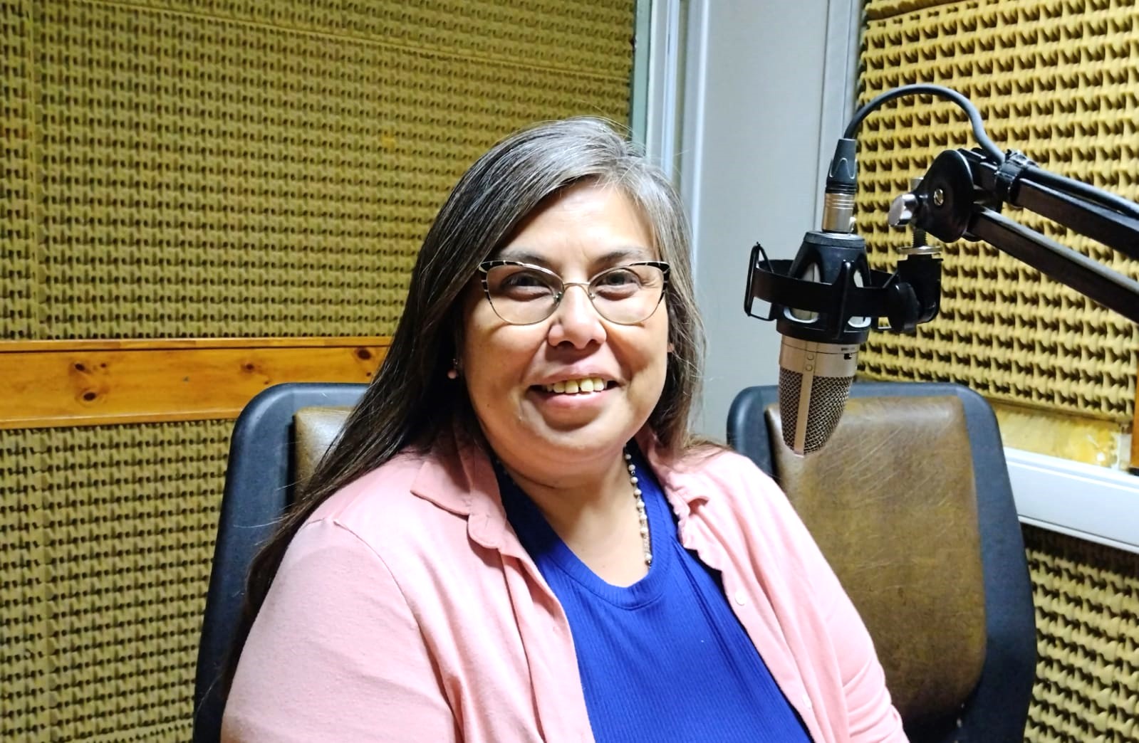 Paula González sostuvo que Cotillo tiene una propuesta de cómo gestionar el Estado que resulta para Caleta Olivia y sería buena para Santa Cruz