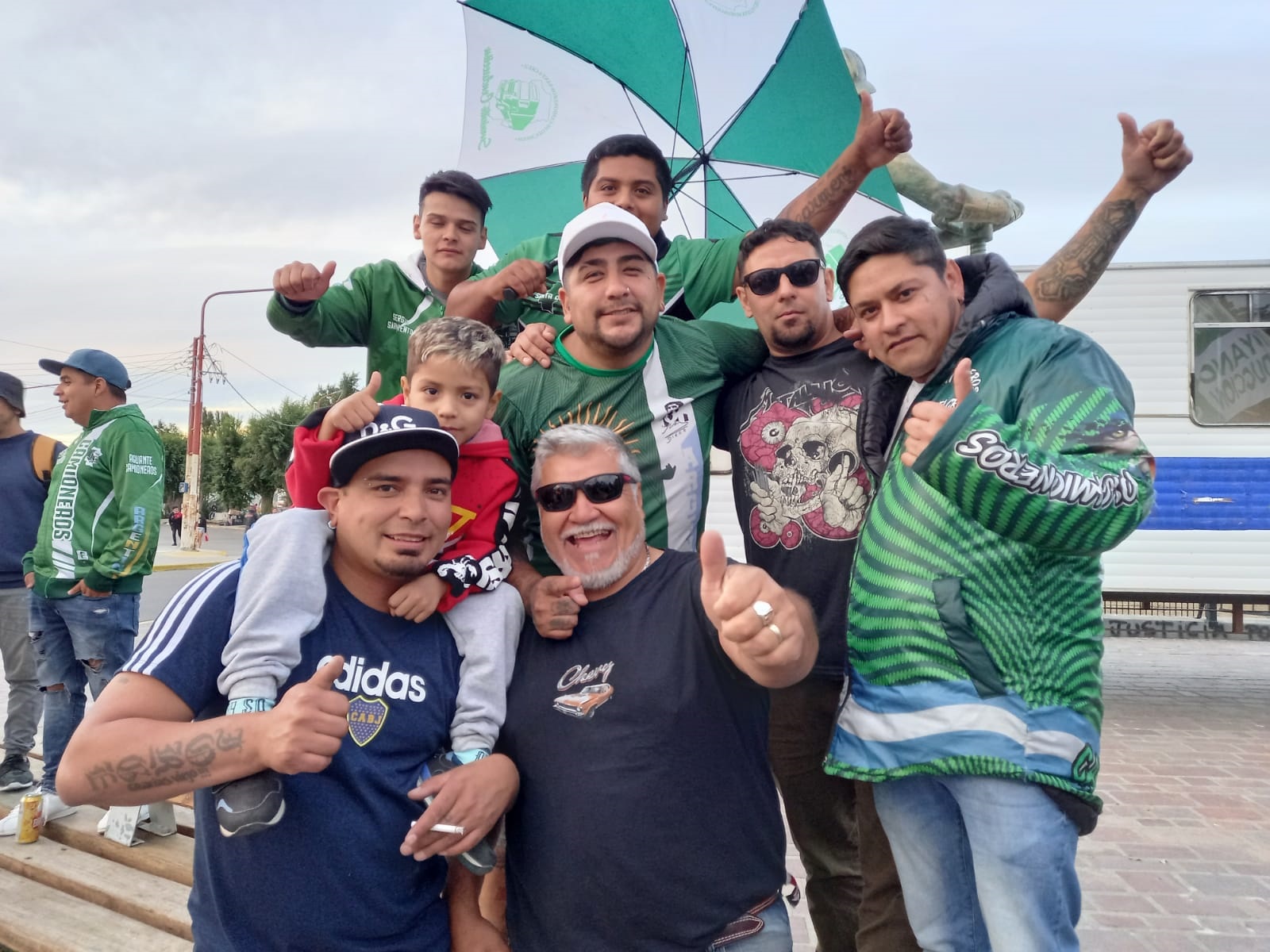 Disparó contra un auto, escapó y cayó con un revólver cargado
