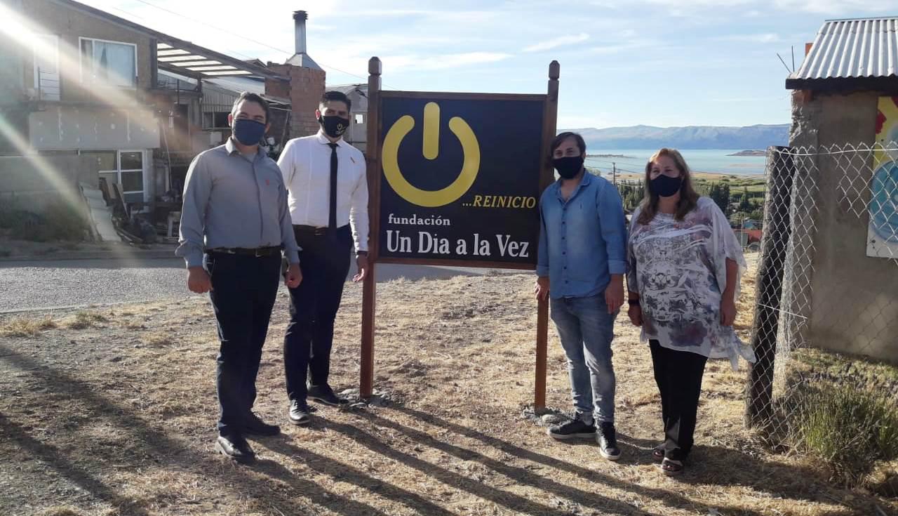 Fundación Un Día a la Vez insiste en 