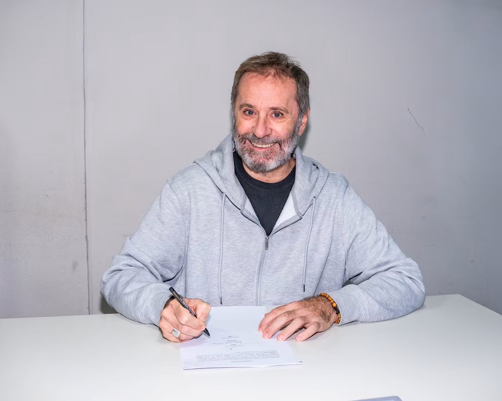 La Iglesia de Santa Cruz marca un quiebre con el cura Molina y rechaza su incursión política