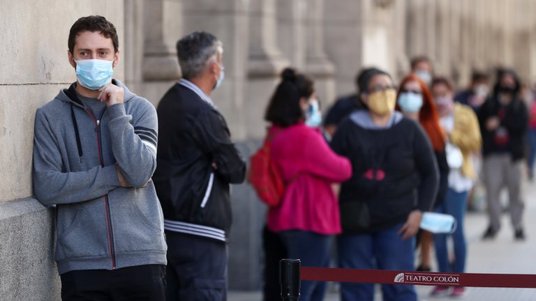 Robo en un local del centro: violentaron la puerta y robaron un posnet
