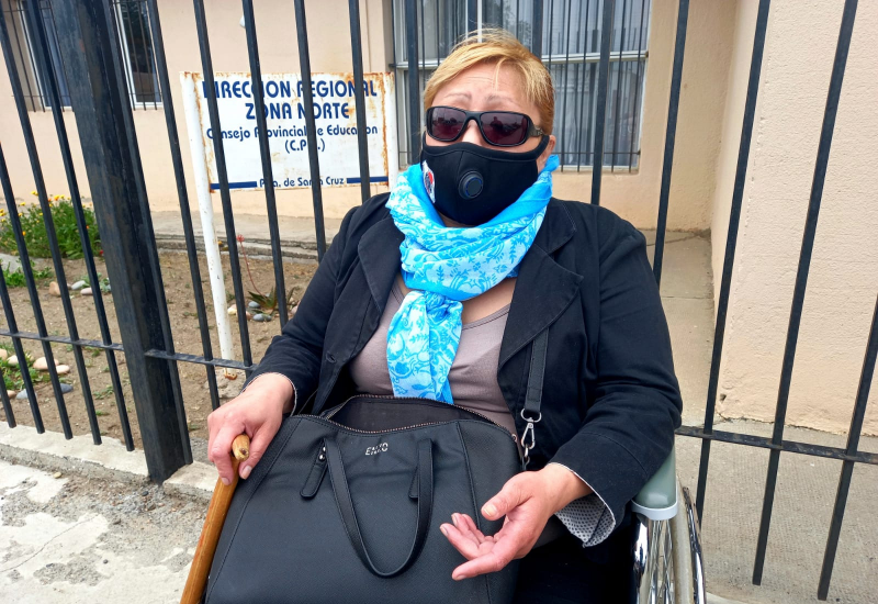 Una madre reclama que para el egreso de su hijo permitan más de 2 familiares