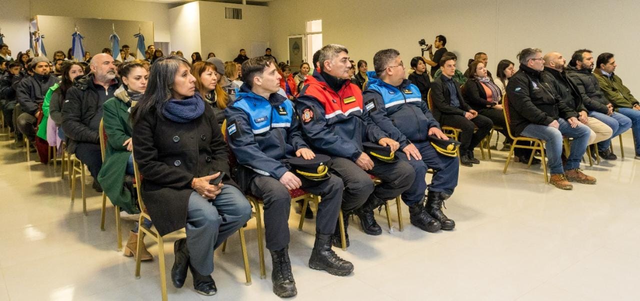 Rotaract e Interact realizan una colecta solidaria de juguetes para el comedor Pancitas Felices