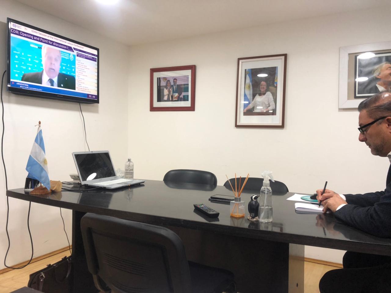 Camino participa en la 109° conferencia de la OIT, y dijo que Argentina se destaca por su política social