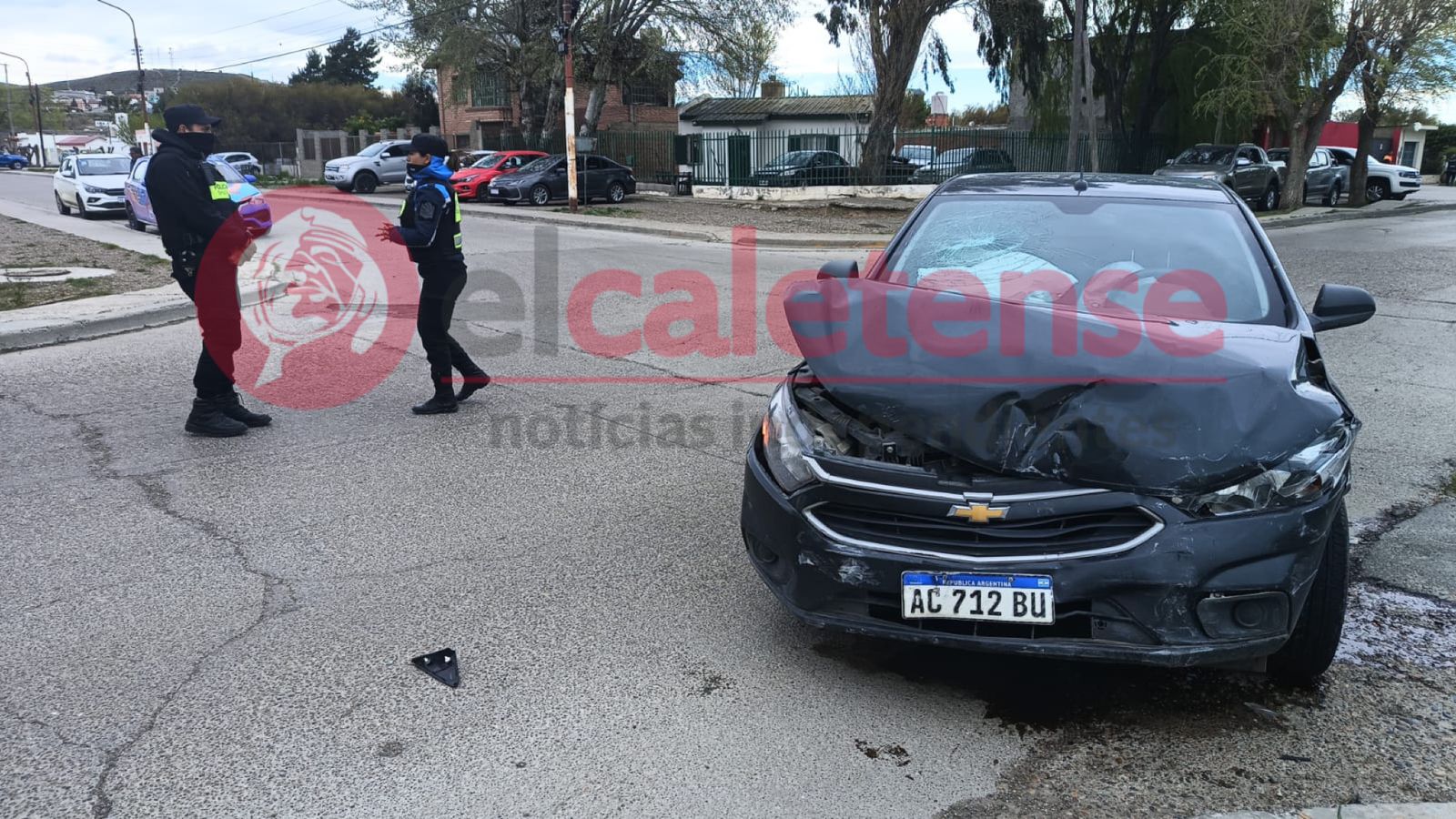 Preocupante: nuevo accidente en esquina Mosconi y Namuncurá 