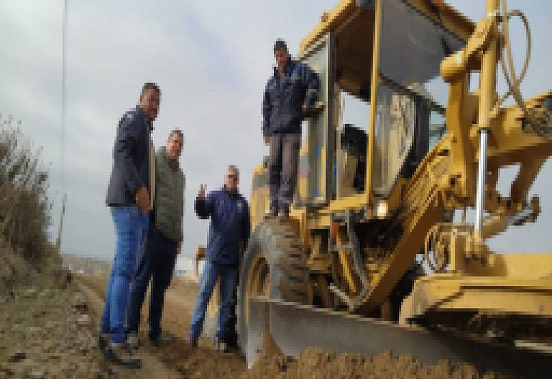 Paliza y advertencia: 