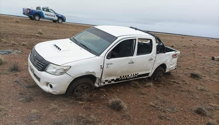 Cañadón Seco vivió una noche de arte, música y reflexión con propuestas culturales abiertas a la comunidad