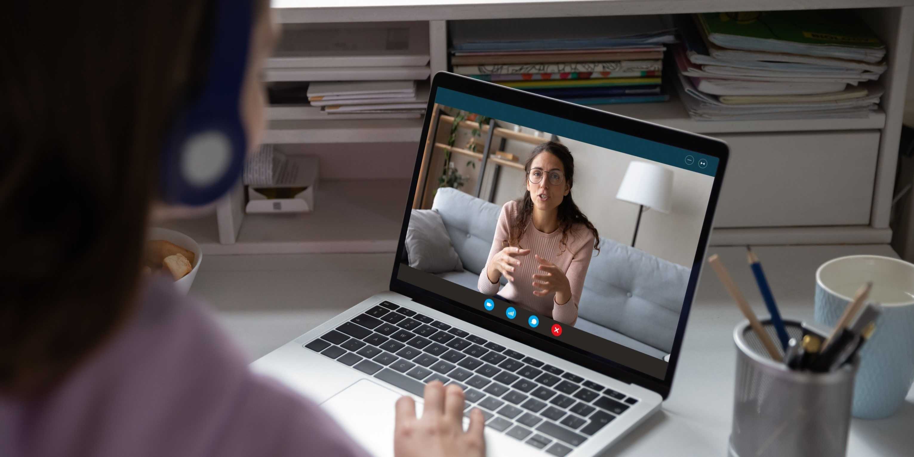 Se presentaron los 14 proyectos ganadores de la Hackatón PAE para Santa Cruz