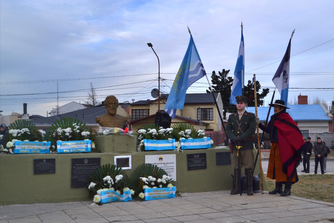 El Gobierno conmemora a Martín Miguel de Güemes en Río Gallegos