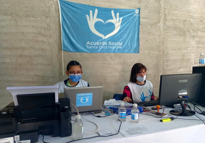 El Cic Móvil se ubicó hoy en el Barrio Ara San Juan con distintos programas sociales