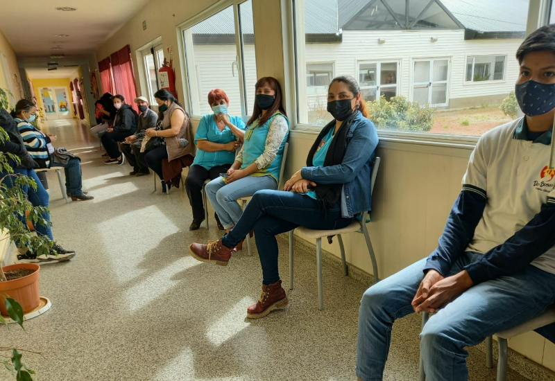 Venta de tarjeta y recargas para el transporte urbano en el cic del barrio 17 de Octubre