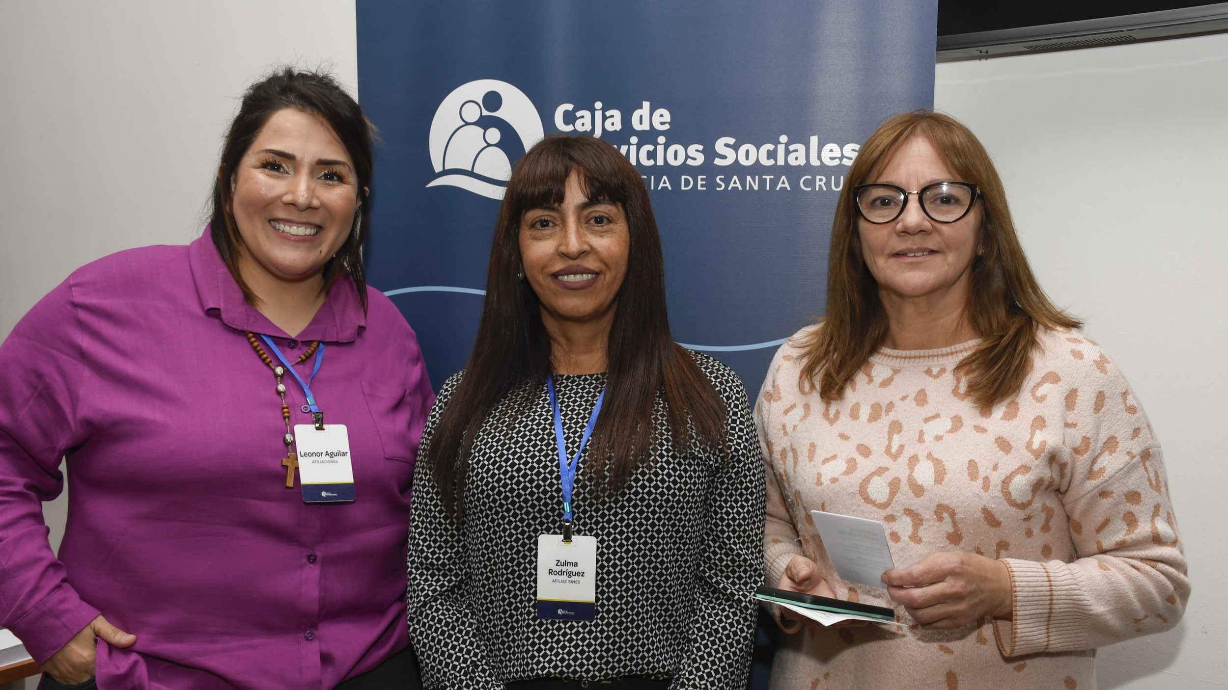 Vacunación y tecnología: una jornada especial para jubilados en la Caja de Previsión Social