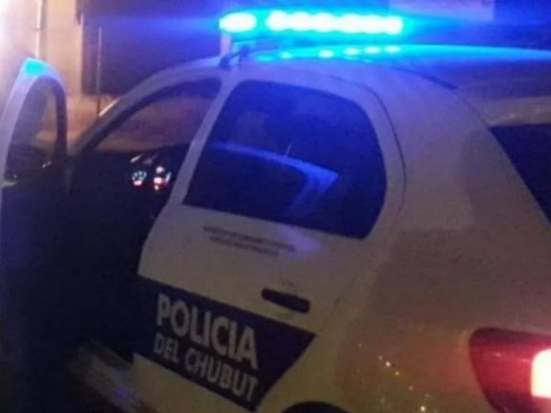 Comodoro: su pareja la golpeó, la policía la llevó a la comisaría pero se escapó antes de hacer la denuncia