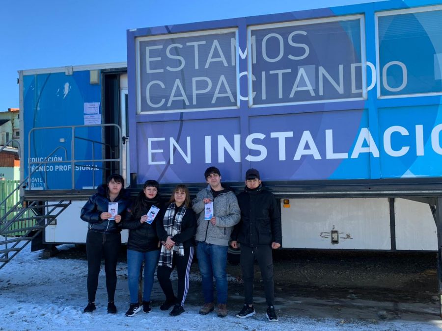 Impulso de la educación a través de oficios para el desarrollo local