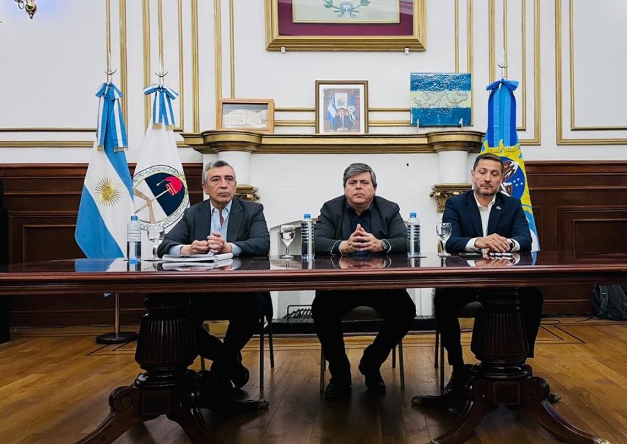 Gobierno y sector privado sellarán alianza estratégica para la explotación de áreas hidrocarburíferas