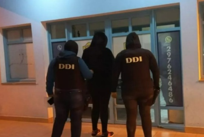 Está embarazada la mujer que entró a robar en casa de la docente jubilada hallada sin vida en Caleta Olivia 