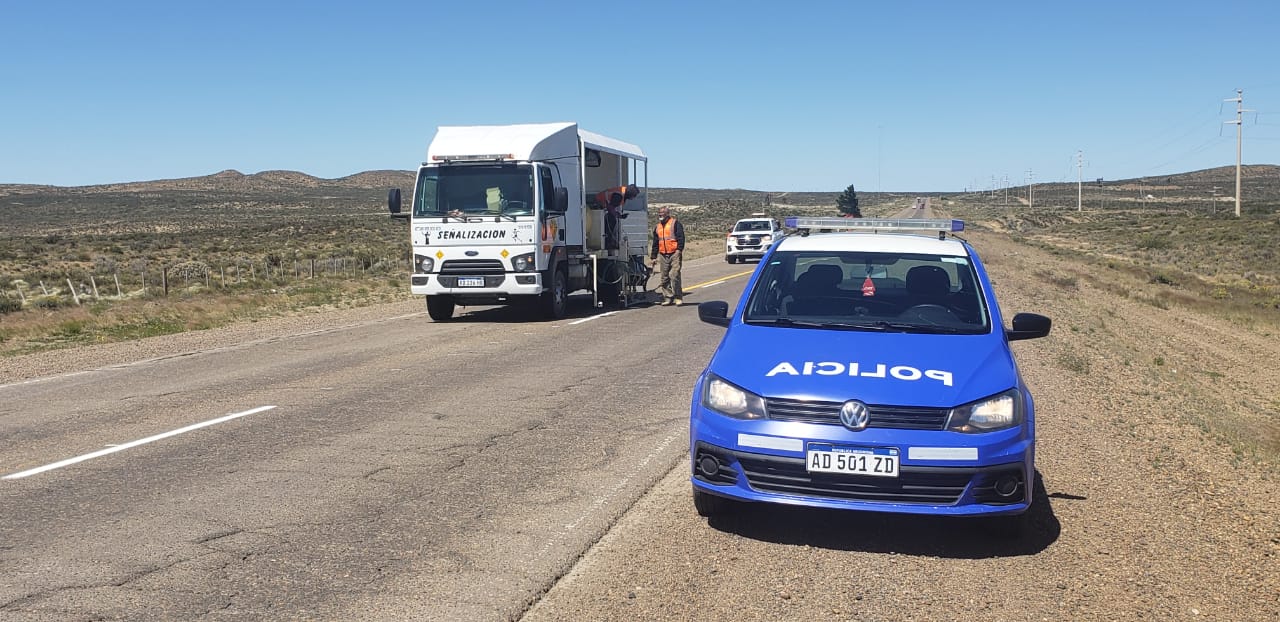 Piñón Fijo hizo vibrar el Complejo Deportivo Municipal junto a las familias caletenses 