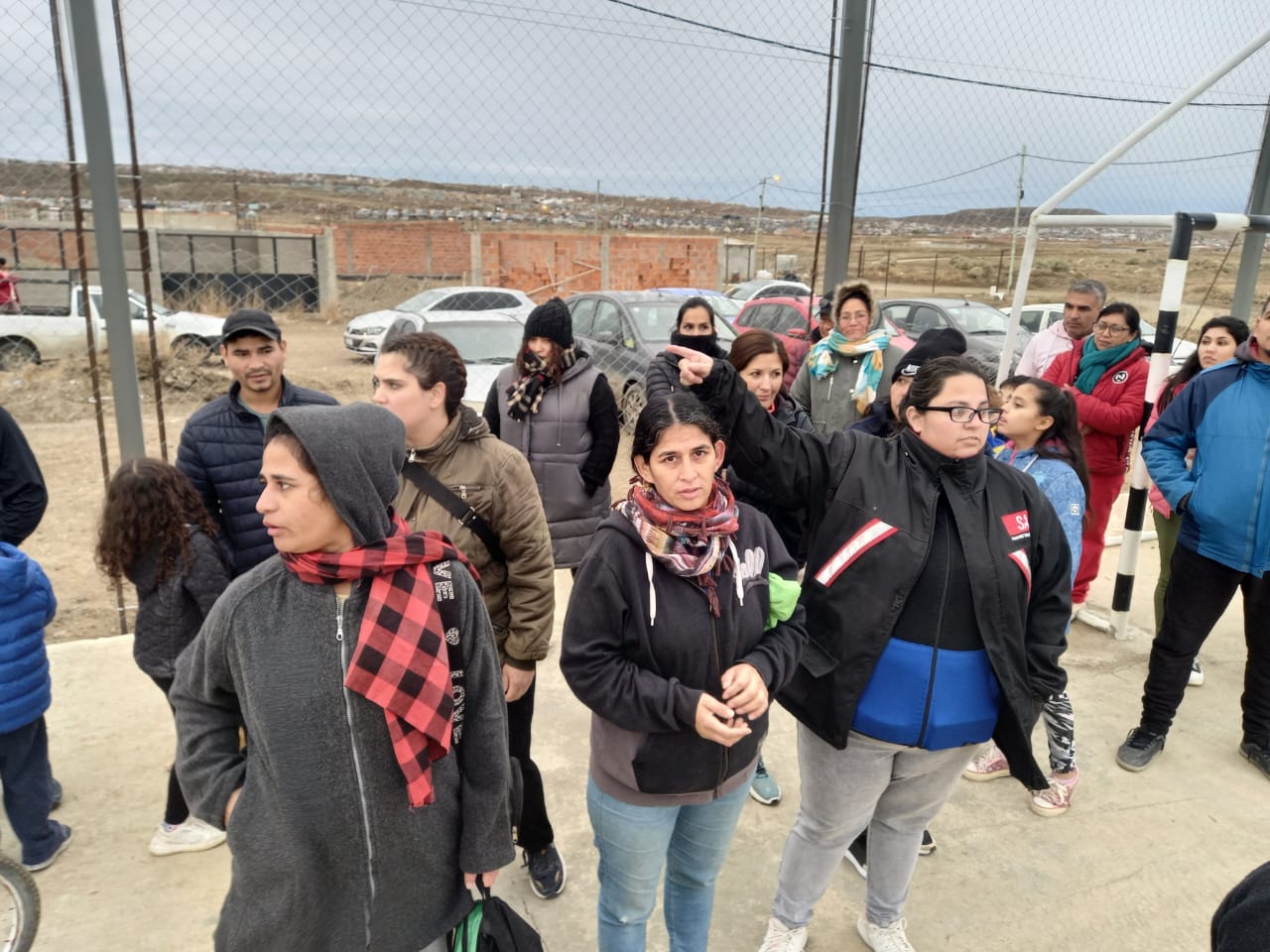 Vecinos del barrio Hípico amenazaron que tomarán el cargadero si no tienen respuesta