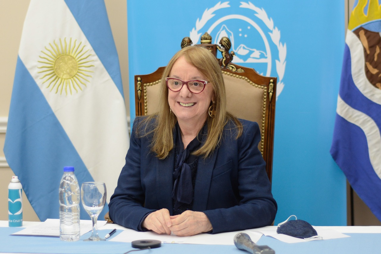 Alicia participó de la entrega de viviendas del Plan PRO.CRE.AR en Río Gallegos