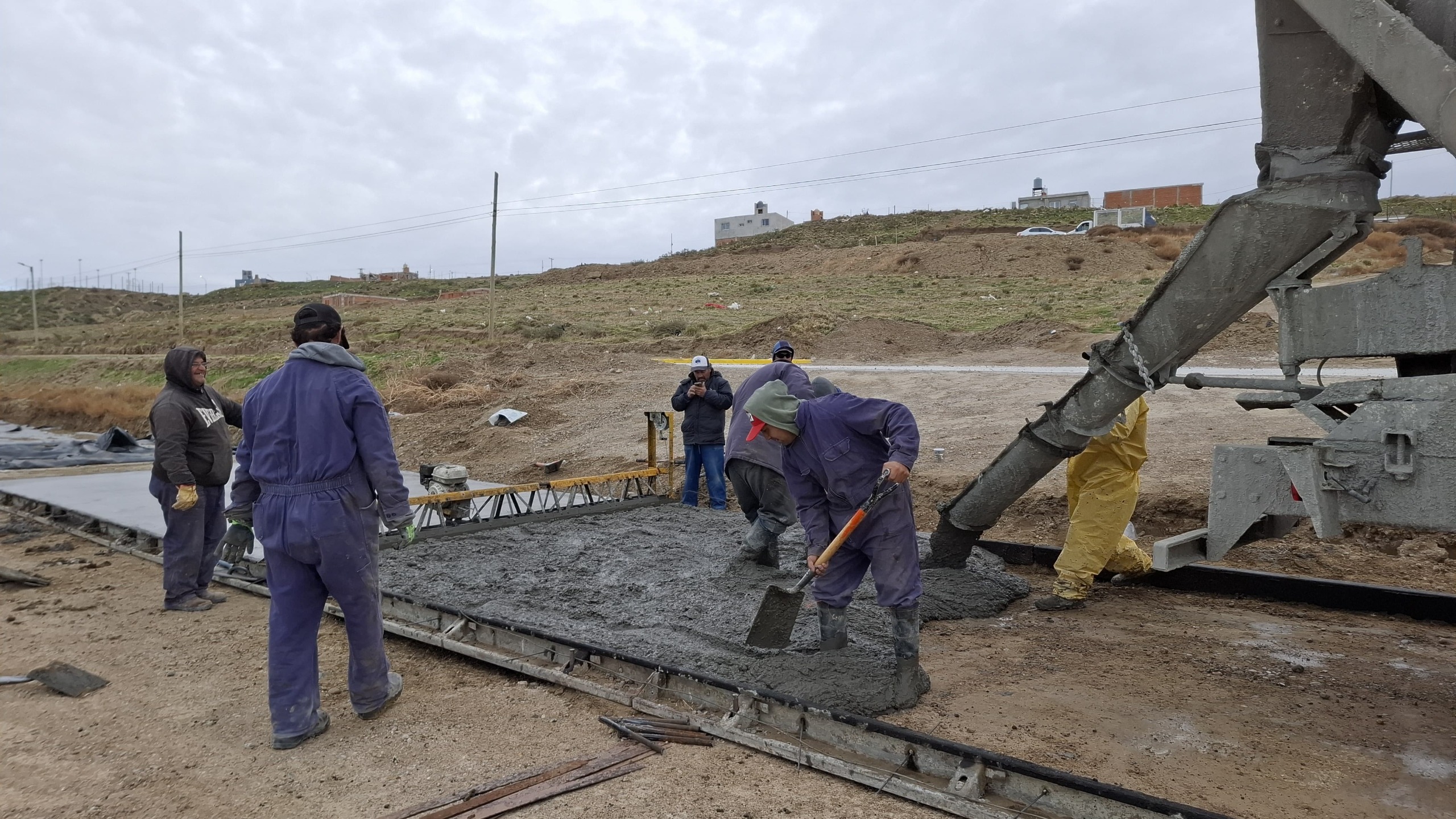 El municipio continúa ejecutando obras viales en arterias principales