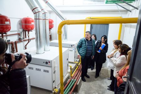 Después de más de 20 años de espera, Educación renovó por completo el sistema de calefacción de la Escuela N°44