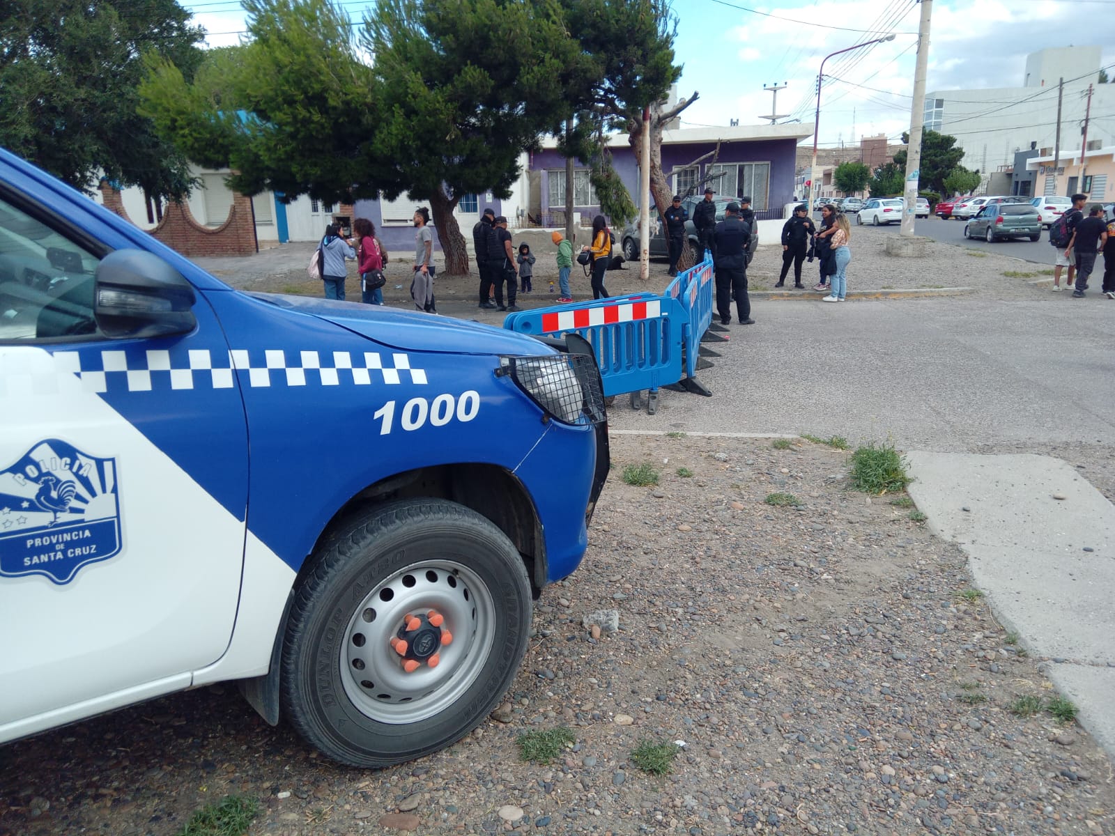Policías logran controlar disturbios en carnavales caletenses 