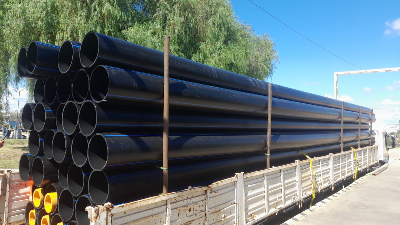 Avanza la obra del nuevo colector cloacal en Pico Truncado