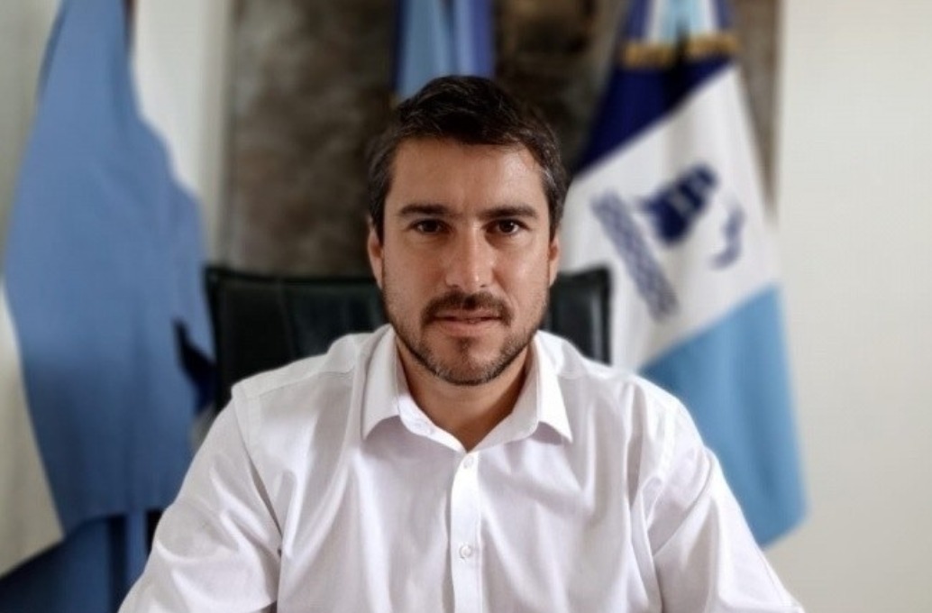 Leo Roquel: “Creo que es el momento de renovar la política de Santa Cruz”