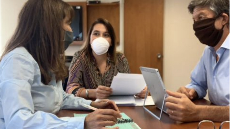 Diputados de la UCR presentaron un proyecto para resguardar las regalías petroleras ante embargos por la ley de vacunas