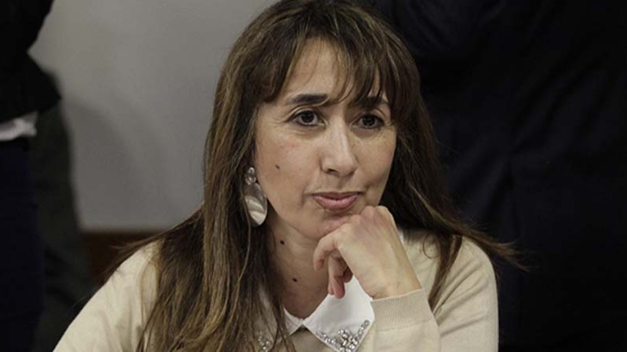 Reyes está en Caleta, se reunió con comerciantes y planea hacerlo con actores del sistema sanitario