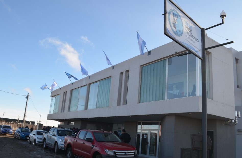 Dos hombres fueron aprehendidos tras intentar ingresar a una institución de jubilados
