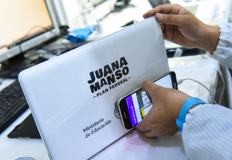 Pagarán a estudiantes un bono de mil pesos mensuales para garantizar la conectividad a Internet