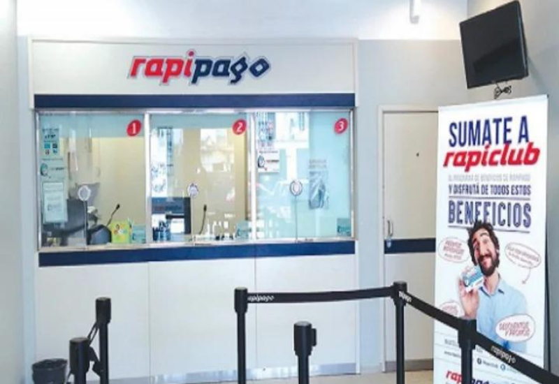 Entró a robar a un Rapipago, destrozó los vidrios a 