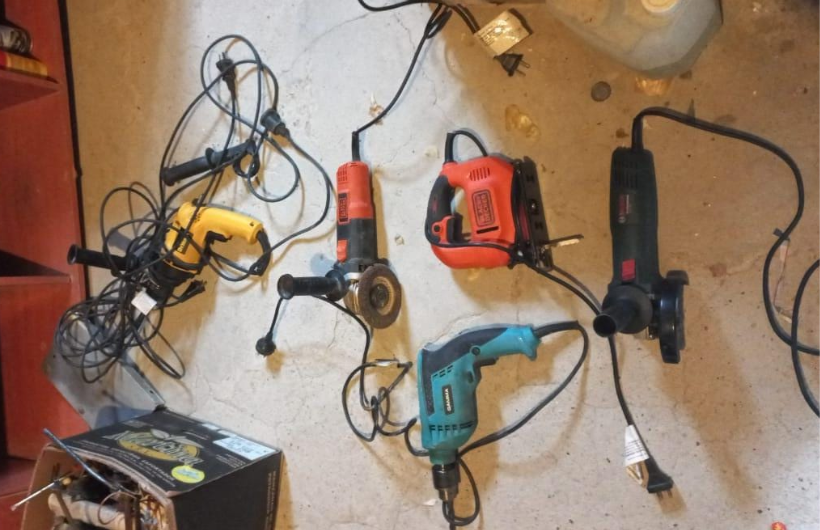 Policía recupera herramientas sustraídas de la Escuela Industrial N° 7 en Las Heras