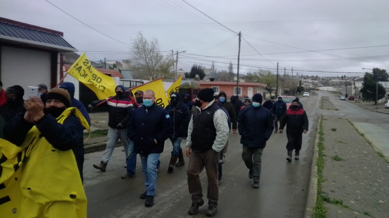 Trabajadores de Obras Públicas se manifestaron por indumentaria