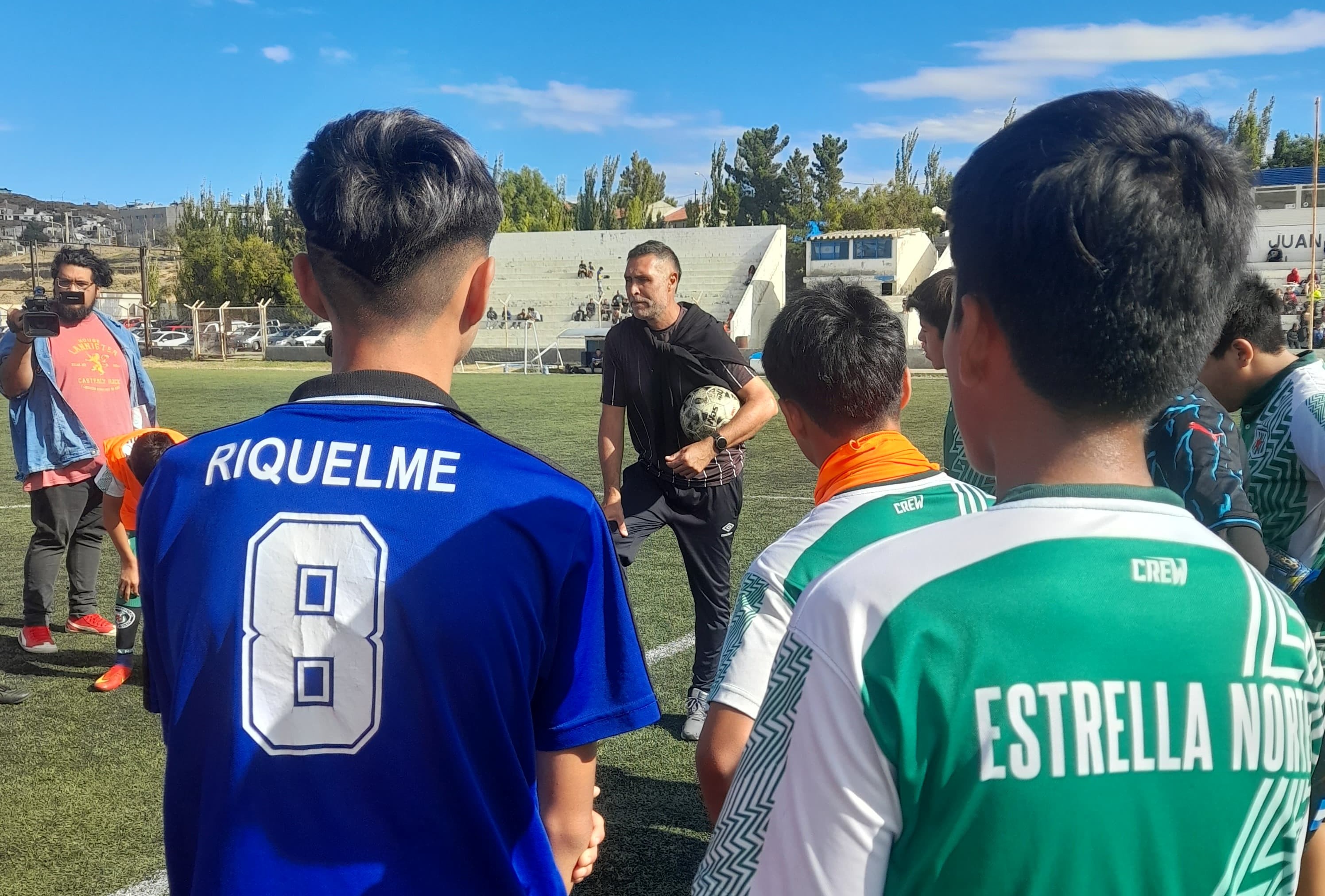 La Academia de Javier Mascherano realizó prueba de jugadores en Caleta Olivia 