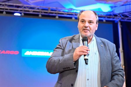 La semana próxima quedaría reglamentada la Ley de Emergencia Comercial