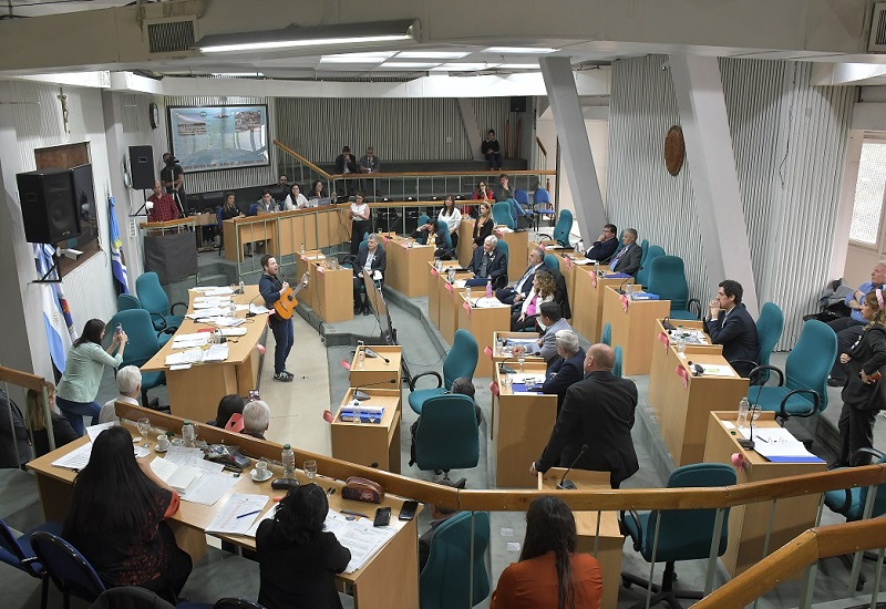 Legisladoras y Legisladores realizaron la 13° Sesión Ordinaria