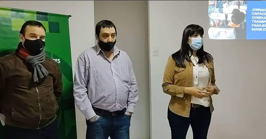 Gran Concurrencia Para Formar A Mujeres Conductoras De Unidades De Transporte