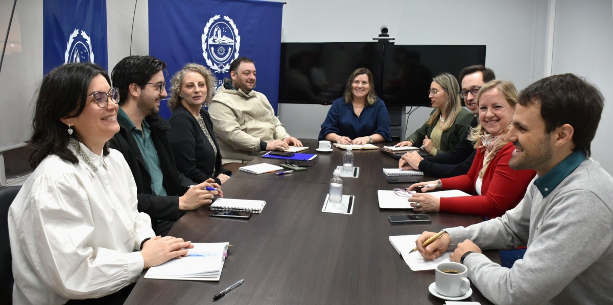 Lorena Ross reunió a su gabinete para evaluar las acciones en este segundo semestre
