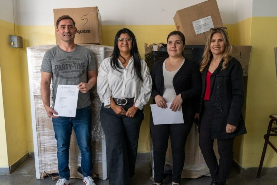 Mantenimiento escolar: Villarrubia dijo que es trabajo arduo y continuo