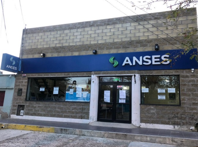 Este lunes comienza la inscripción en Caleta Olivia para cobrar los 45 mil pesos: ¿Cuáles son los requisitos?