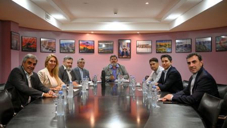 Reunión con mineras para garantizar el cumplimiento de la normativa laboral y el empleo local