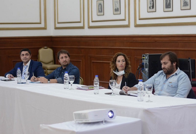 Legisladores participaron de la reunión del COE provincial