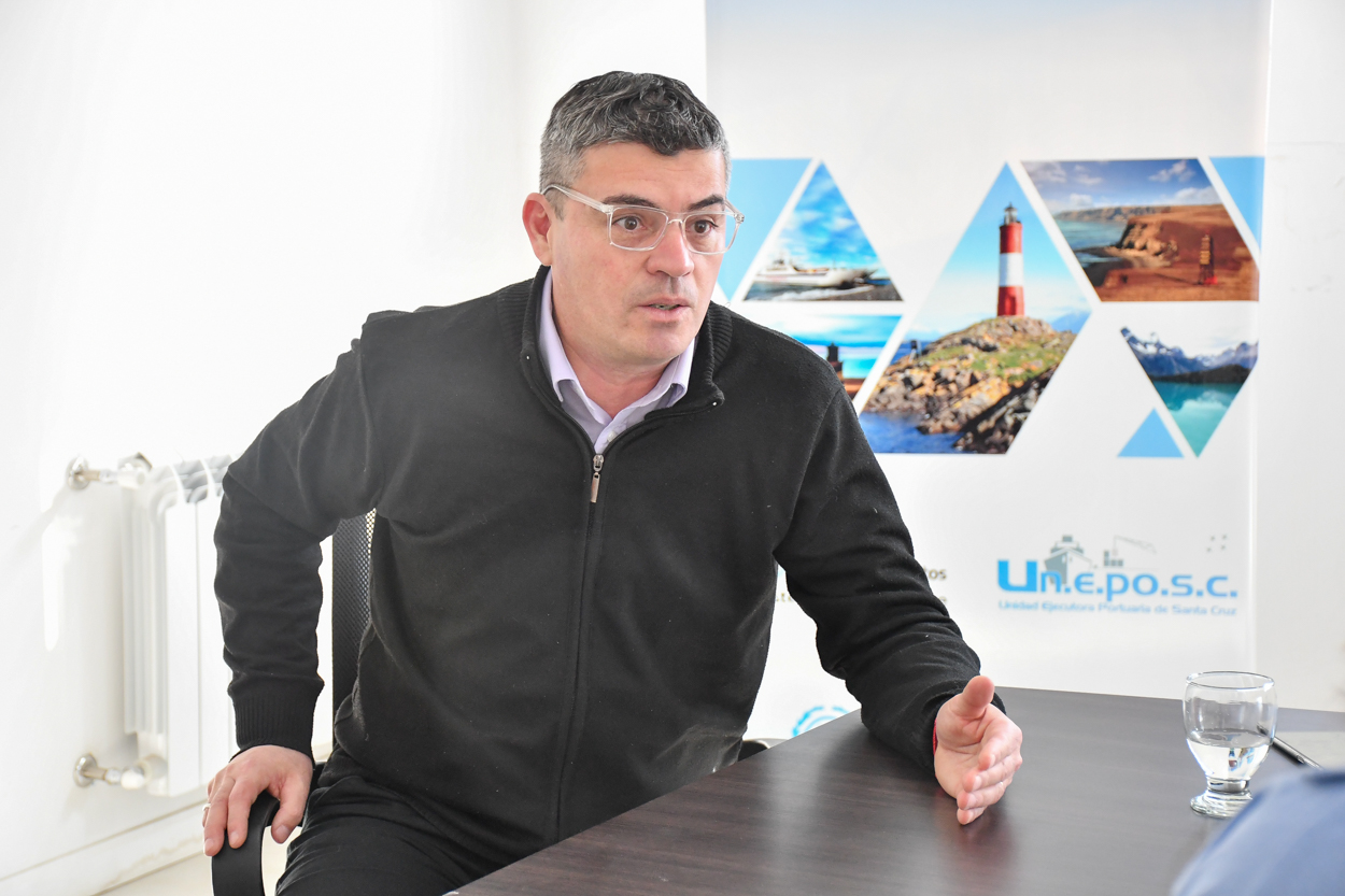 Uribe: “Debemos tener los puertos en condiciones para generar una producción acorde a Santa Cruz”