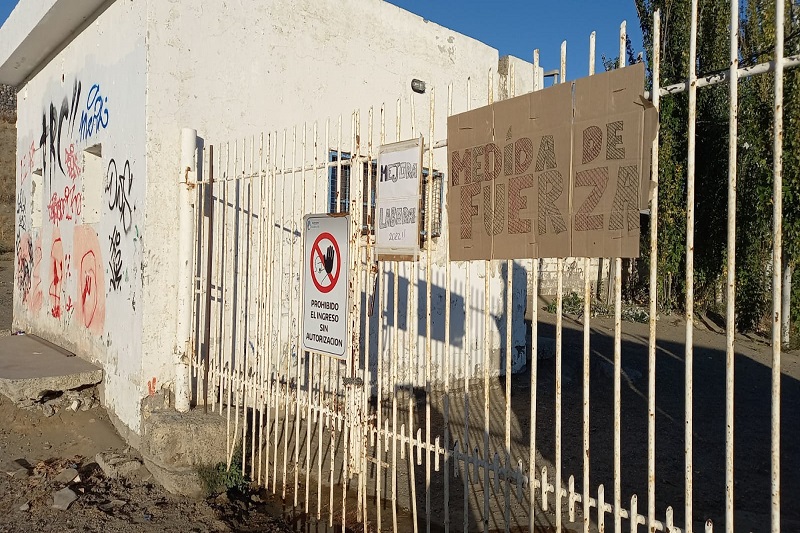 Continúa el conflicto en el estadio municipal: indicaron que si no desisten de la medida ya no recibirían el programa nacional