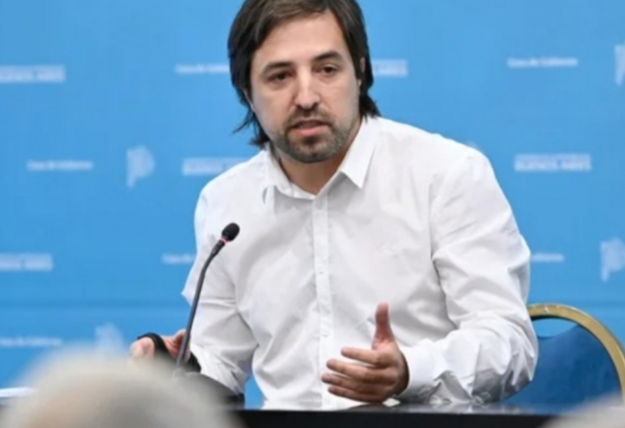 Kicillof y Kreplak intervinieron con un avión sanitario para trasladar al país a Samid desde Uruguay