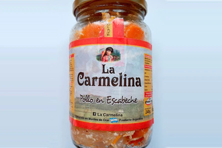 La Anmat prohibió la venta de un pollo en escabeche